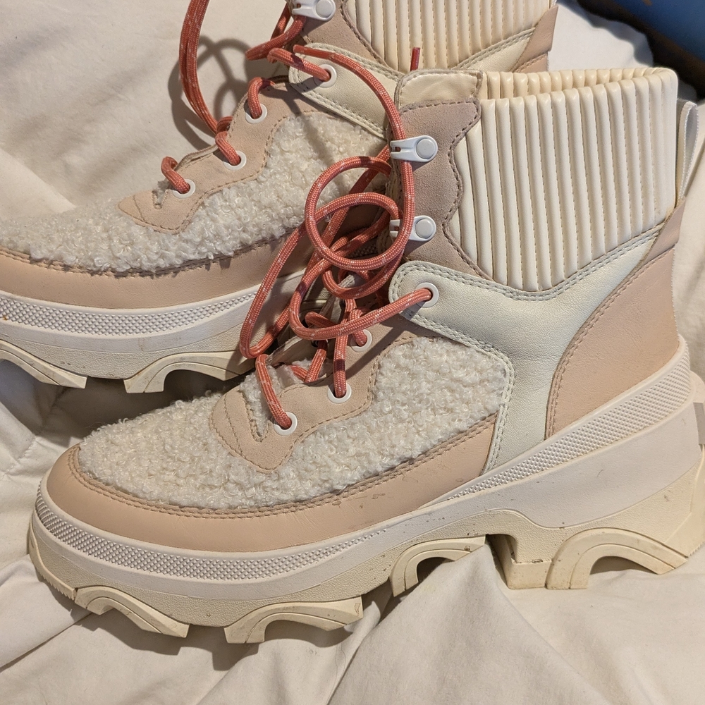 Sorel Women's Brex Boot Cozy Lace Waterproof in Nova Sand and Sea Salt